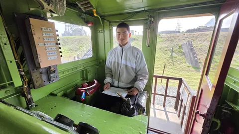 緑の運転席、気分はベテラン？