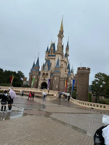 雨粒が輝く、おとぎ話の世界