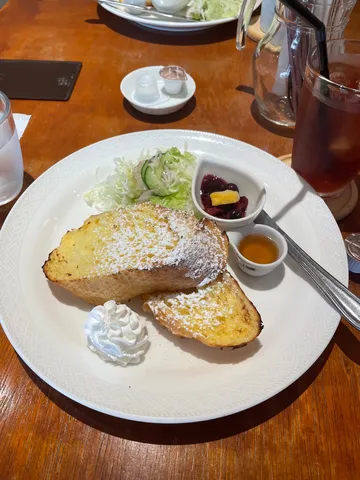 粉雪舞うフレンチトースト