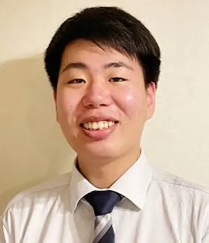 真面目な雰囲気が伝わる一枚