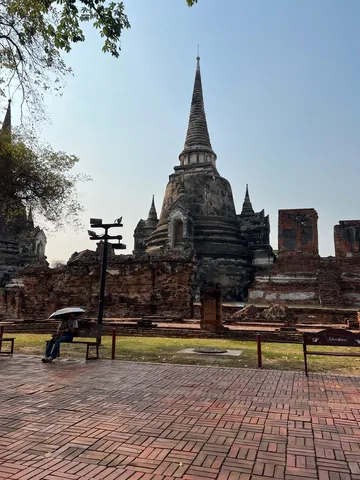 悠久の時を刻む仏塔