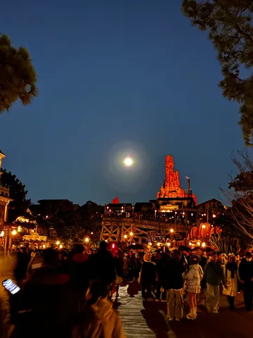 月夜のファンタジーランド