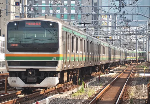 線路は続くよ、どこまでも電車