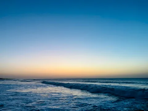 空と海が溶け合う時間