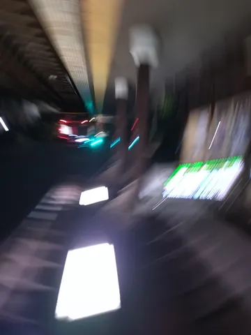 疾走する光の残像