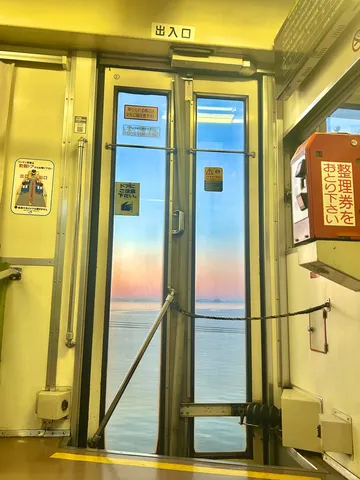 夕焼けと旅路の扉