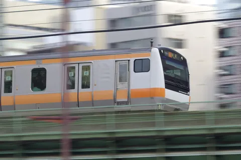 疾走する日常、オレンジの軌跡