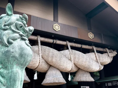 古き社の威厳