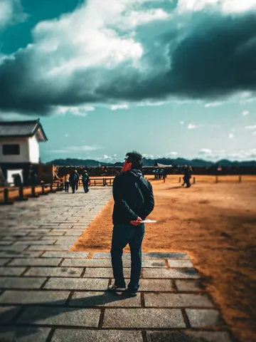 広がる景色と旅人