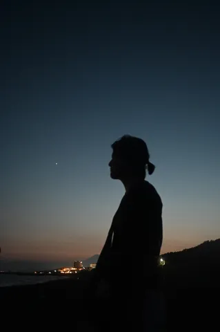 夜空に浮かぶ、星と君