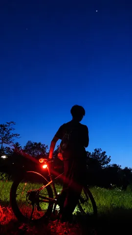 夜空と星と自転車