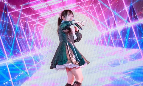 ステージで輝く歌姫
