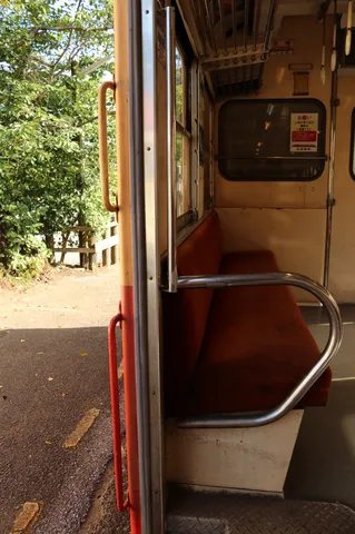 鈍行列車のような、懐かしい風景
