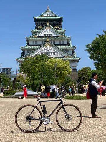 自転車と歴史的建造物の邂逅