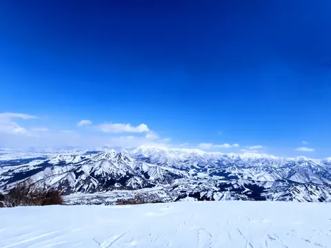 雪景の青い静寂