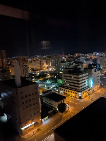 夜景に溶け込む街の灯り