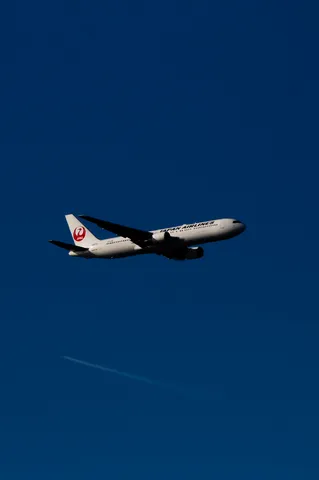 蒼い空に描く軌跡