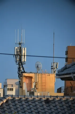電波塔と青空