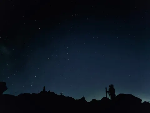 星空と静かな観測者
