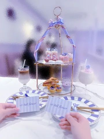 パープルアフタヌーンティーの世界