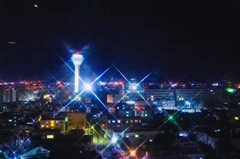 星降る夜景、タワーの灯り