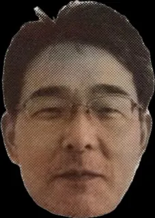 落ち着いた雰囲気の顔写真