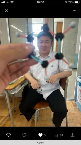 視点の交錯、教室の光
