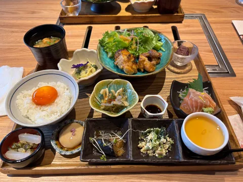 品数豊かな和の彩り御膳