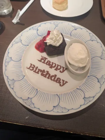 お誕生日おめでとう！デザートプレート
