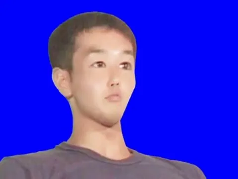 静寂に映る横顔