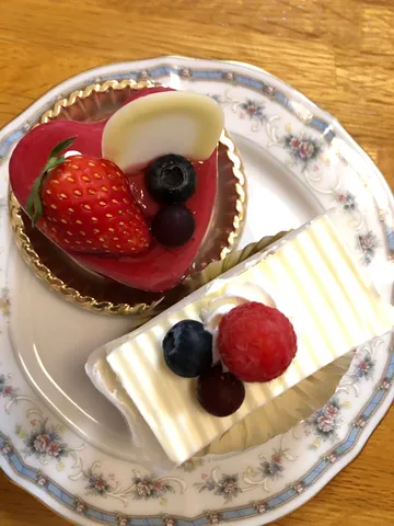 甘酸っぱい愛と純白の誘惑