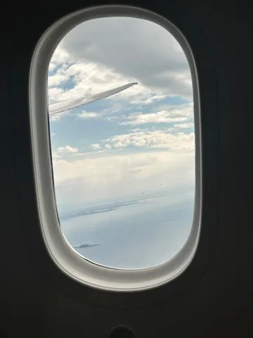 雲を抜けた先に広がる世界