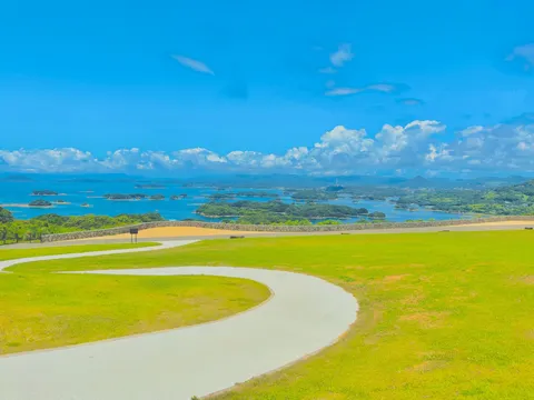 青い空と無数の島々