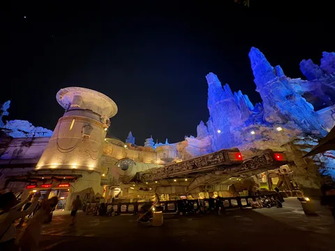 遥かなる銀河の夜景