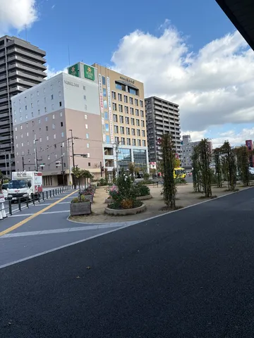 都会のオアシス、ビジネスホテルの佇まい