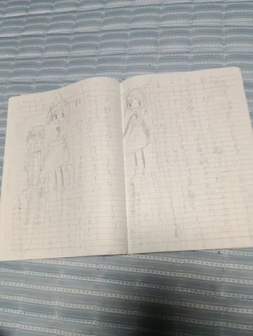 ノートと影のスケッチ