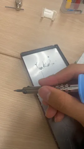 ハンダ付け、地味に映える作業
