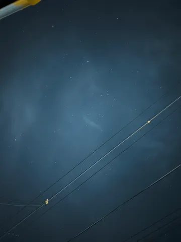 星降る夜と電線のハーモニー