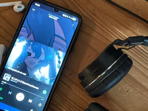 静かな音楽とイヤホンの時間