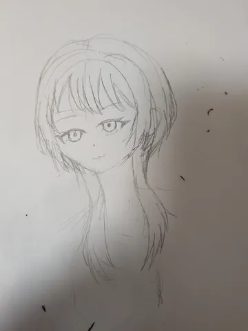 鉛筆の線で描かれた少女の肖像