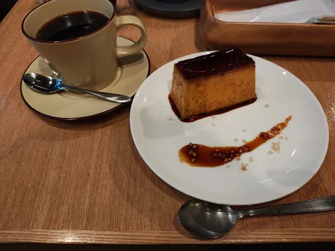 喫茶店の甘い誘い