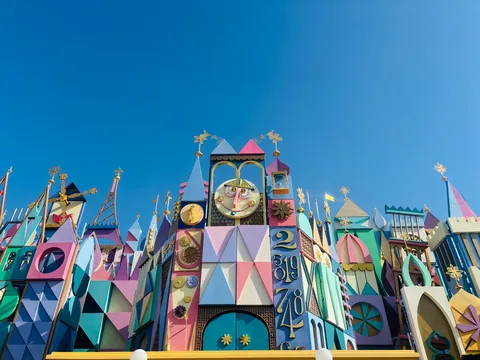 パステル彩るファンタジー建築