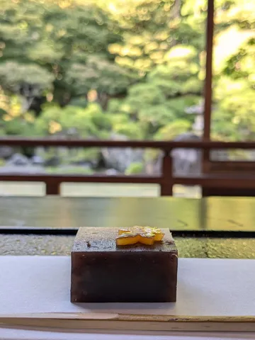 静寂の甘味、移ろう緑