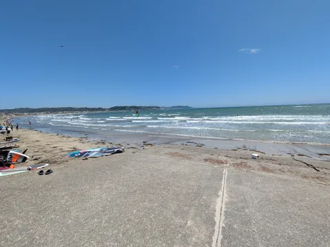 晴れた浜辺の風景ノート