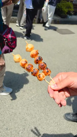 香ばしい焼き団子の誘惑