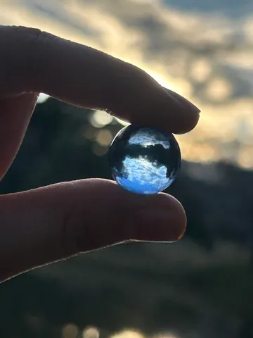 空を閉じ込めた珠