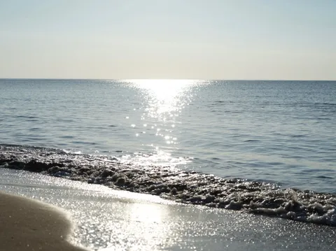 海辺の静かな朝