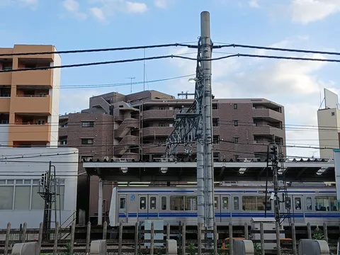 日常に溶け込む電車の時間