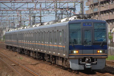 日常を彩る、ローカル線の旅