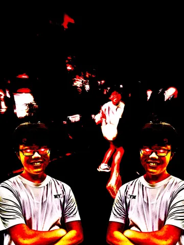赤い影の二重世界